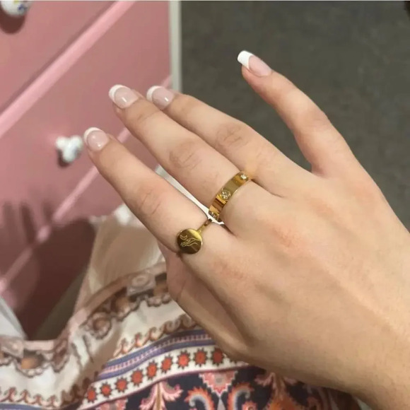 New Unisex 14k gold-plated stainless steel stone band ring, Size 7 - Picture 8 of 12